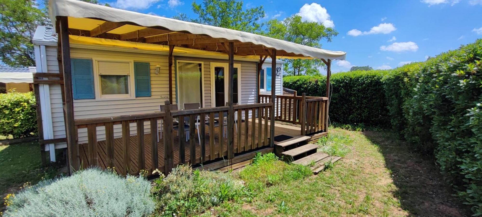 Camping Carrefour De L'Ardeche Saint-Remeze Exterior photo